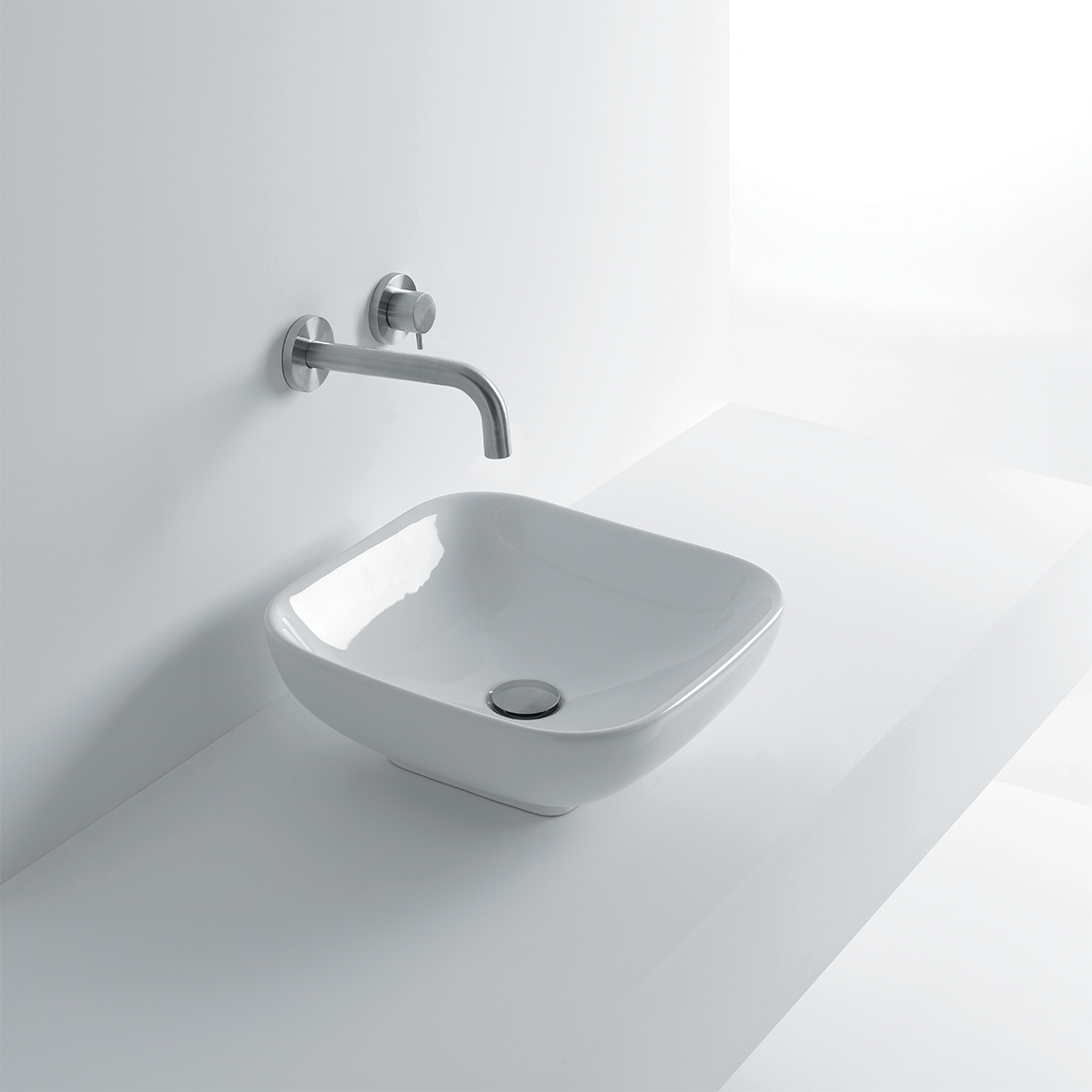 Ciotola 40C, 15.7 x 15.7 x 6.2, Vessel Bathroom Sink in Ceramic White