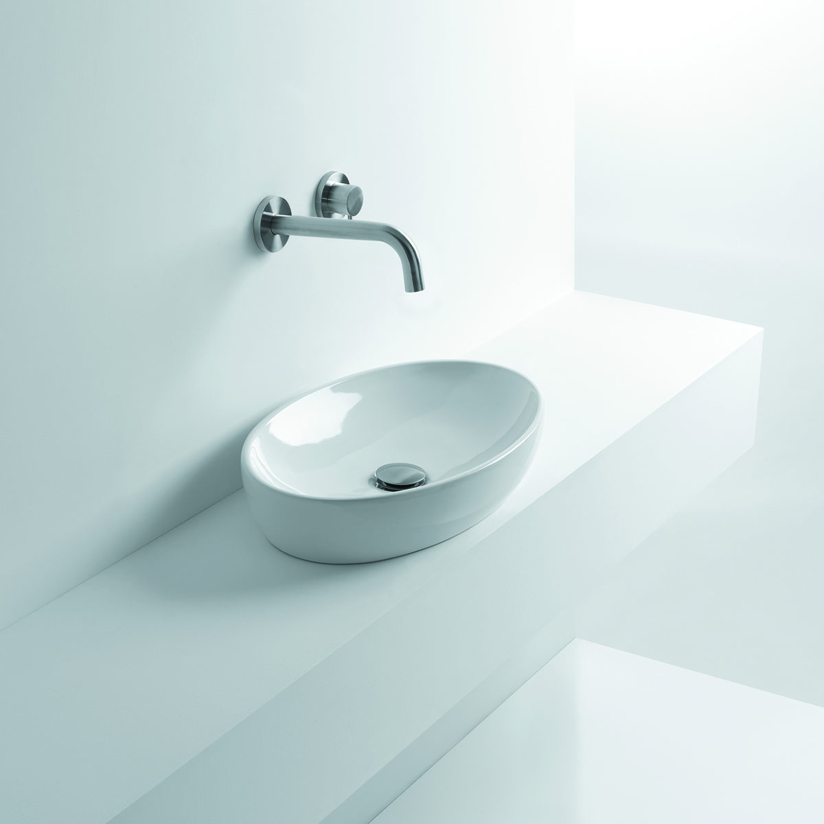 H10 40C by WS Bath Collections, 15.7 x 12.6 x 4.0, Vessel (countertop) Bathroom Sink in Ceramic White